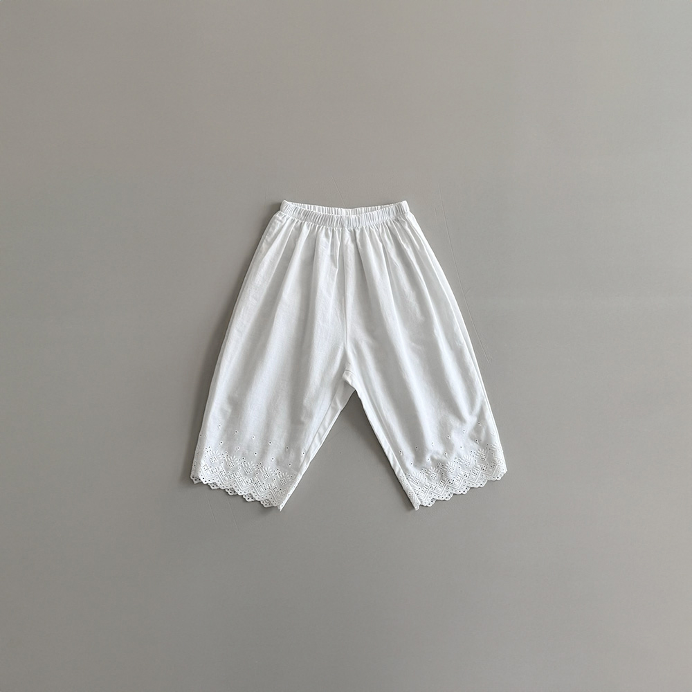 [A.2] Embroidery PT [white]