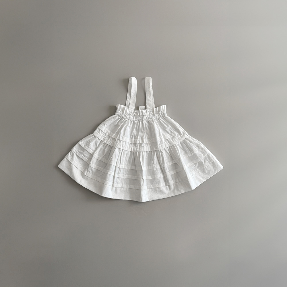 [A.2] Pintuck Flare Skirt [white]